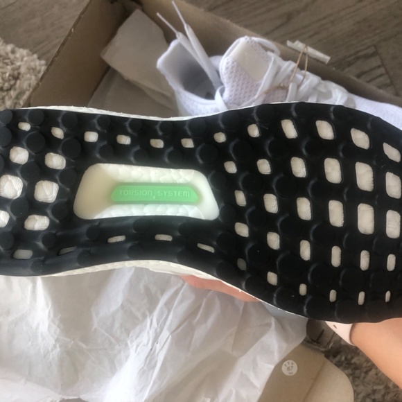 Adidas ULTRABOOST 5.0 DNA RUNNING sneakers - Picture 3 of 6